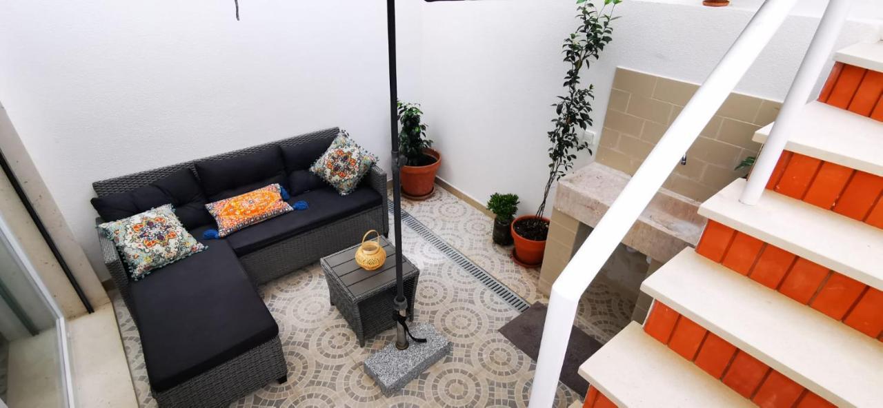 Ferienwohnung Quarto Duplo Com Kitchenette, Wc E Patio Privativo Corroios Exterior foto