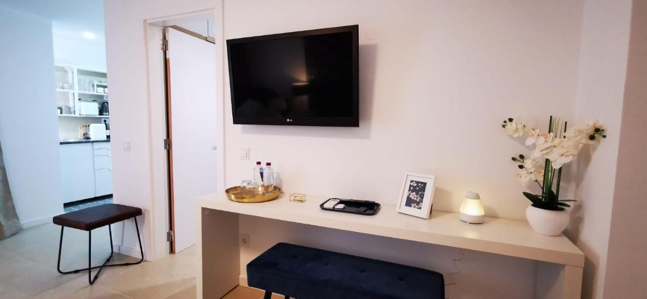 Ferienwohnung Quarto Duplo Com Kitchenette, Wc E Patio Privativo Corroios Exterior foto